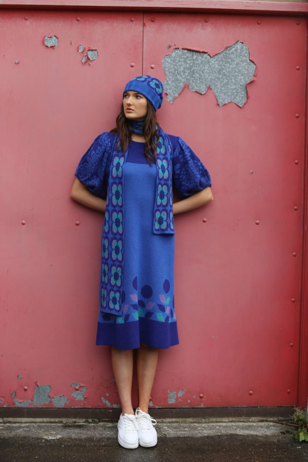 Retro Daisy Long Scarf 3 Linda Wilson Irish Knitwear Designer Limerick