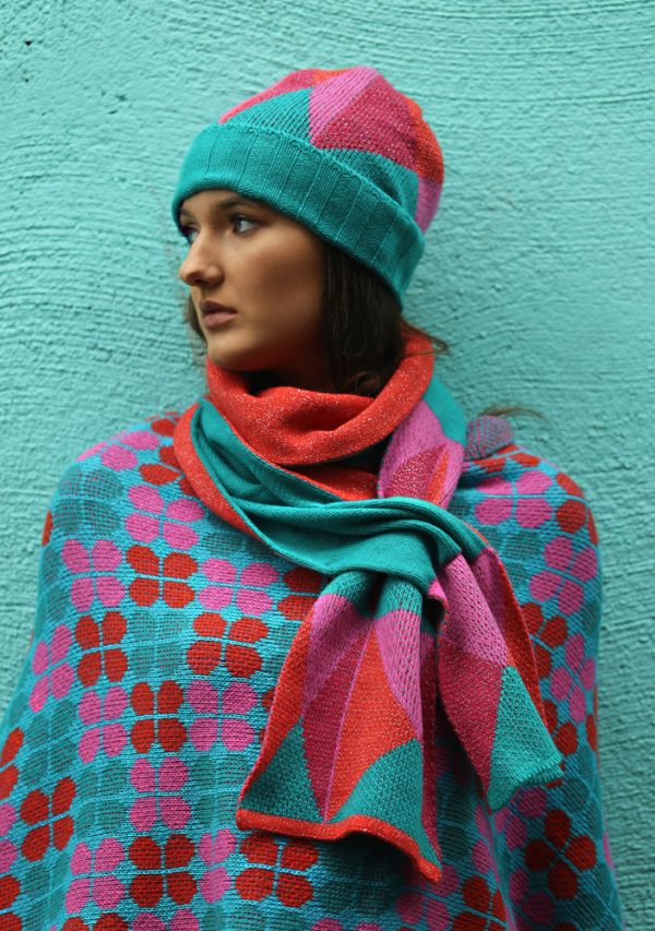 Triangular Pattern Pull Through Scarf Long 2 Linda Wilson Irish Knitwear Designer Limerick